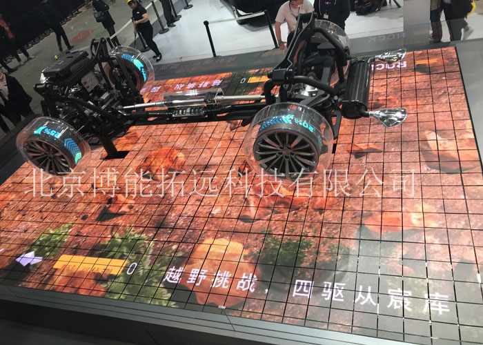 北京車展-jeep 機械矩陣屏